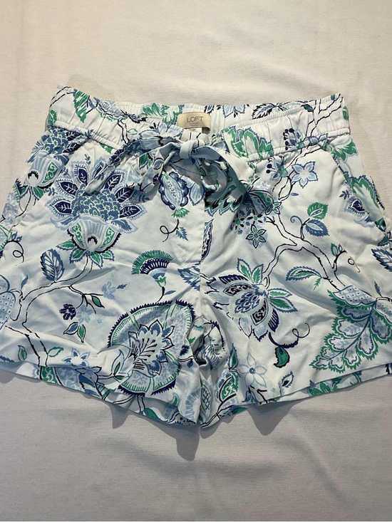 LOFT Pants - LOFT Outlet Tropical Tie Front Shorts Blue/Gree Floral Print Size 4 Pockets